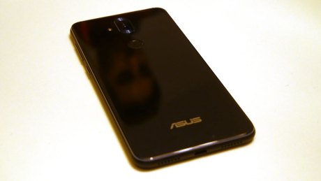 asus-zenfone-5-lite-02