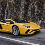 Lamborghini Aventador S : maintenant la voiture la plus chère avec Android Auto
