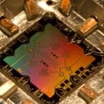 Intel et QuTech ont réussi à intégrer un calculateur quantique dans une puce classique