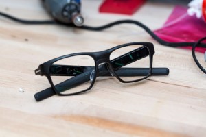 Vaunt : Intel réinvente des Google Glass élégantes et non intrusives