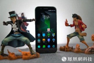 Xiaomi Black Shark : des photos du smartphone gamer sous tous ses angles