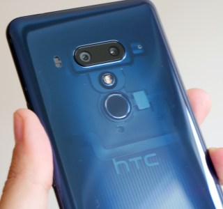 HTC au fond du gouffre : des ventes divisées par deux en un an