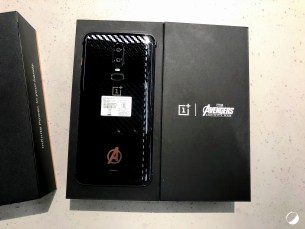 OnePlus 6 Avengers dos haut