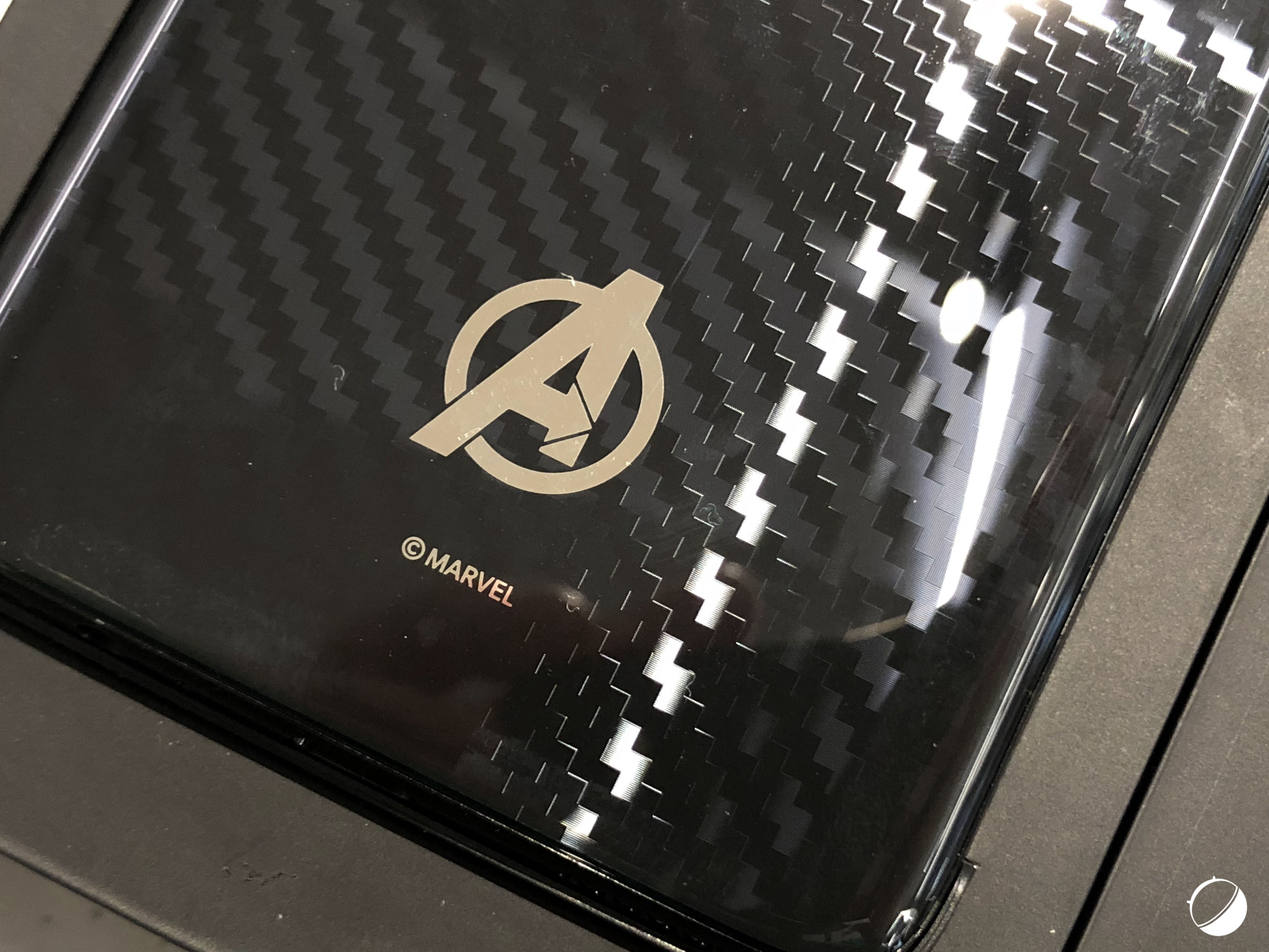 OnePlus 6 Avengers logo