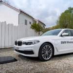 BMW lance son système de charge par induction pour voitures électriques