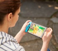 Pokemon_Lets_Go_handheld_mode