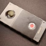Tech’spresso : RED Hydrogen One, Vente Privée Free et OnePlus Dash Charge