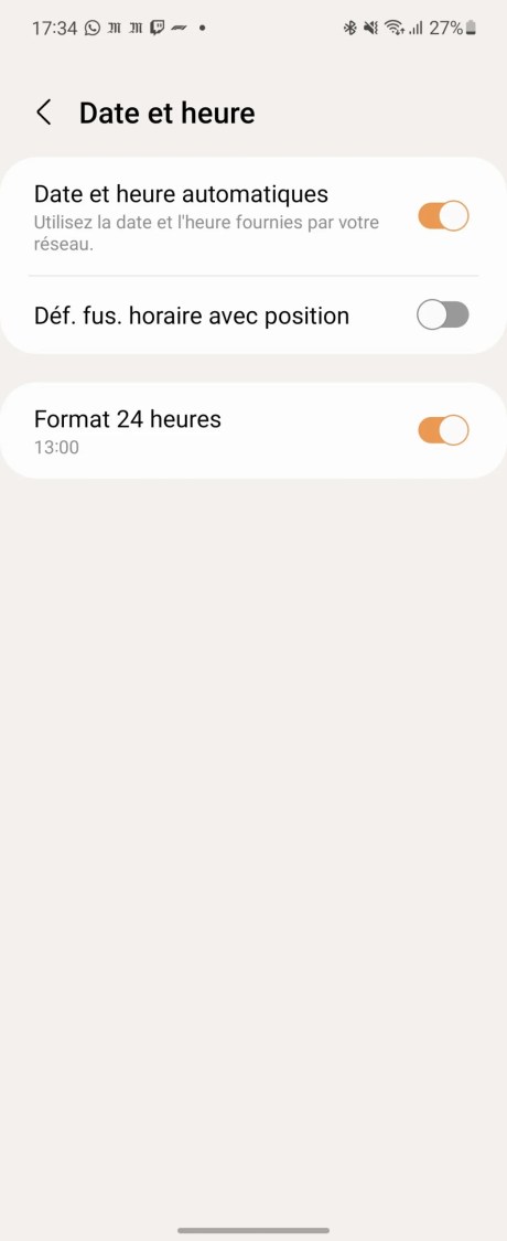 Le menu date et heure sur One UI 4. // Source : Frandroid