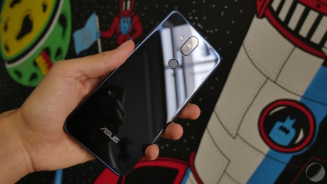 Asus Zenfone 5 Lite photos design (27)