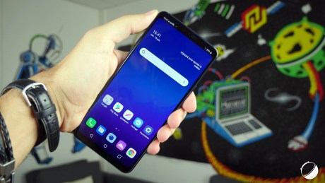 LG G7 ThinQ penche