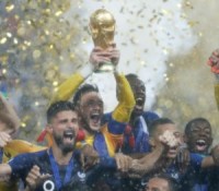 france-croatie-victoire-bleus-trophee