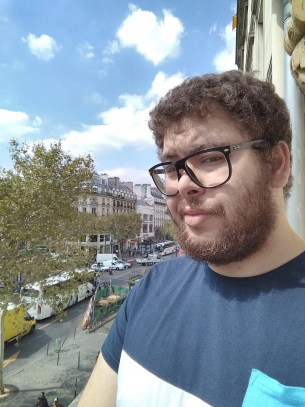 En HDR pour éviter le ciel cyan
