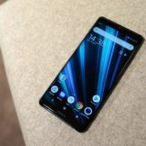 Prise en main du Sony Xperia XZ3, le bon candidat pour tenir tête à la concurrence