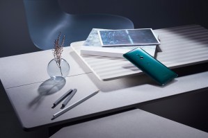 Xperia XZ3_Design_Forest Green_Back