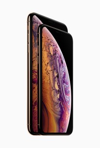 Apple-iPhone-Xs-line-up-front-face-09122018