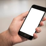 Apple envisagerait un iPhone « mini » avec écran OLED pour 2020