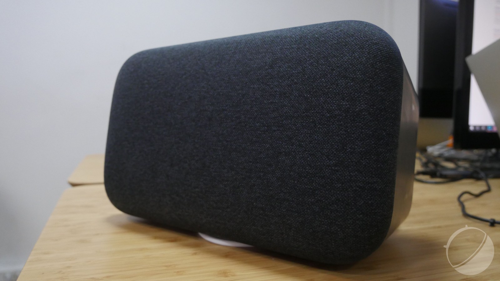 A First Look at Google's Home Mini, Home Max Smart Devices
