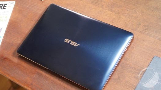 c_Asus Zenbook - P9140219