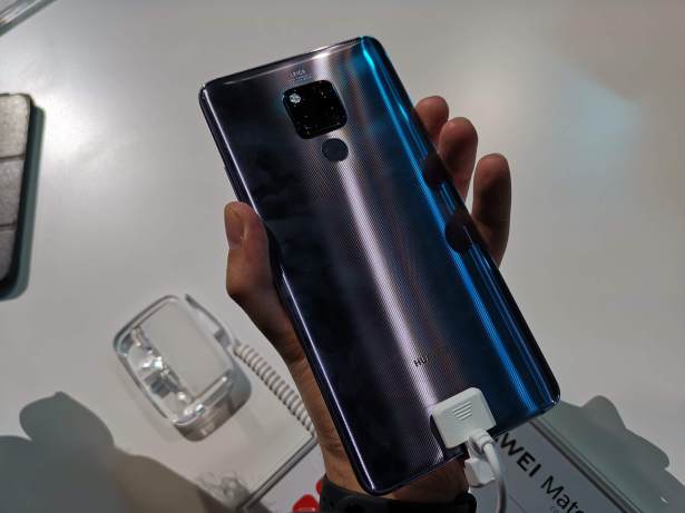 Huawei Mate 20 X dos