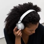 Surface Headphones : le premier casque Bluetooth de Microsoft s’attaque directement à Bose et Sony