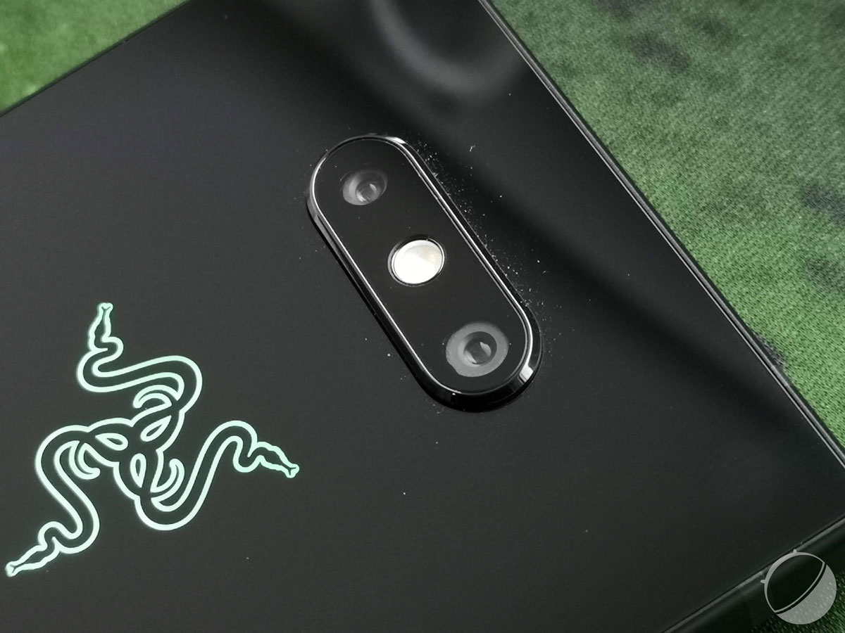 razer-phone-2-pem-06