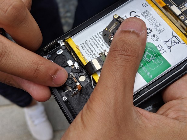 Visite OnePlus - Oppo - Usine - Shenzhen - FrAndroid - 00100lPORTRAIT_00100_BURST20181024122047816_COVER