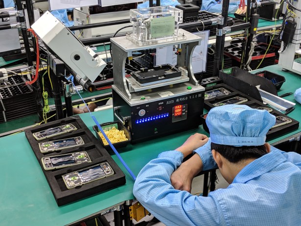 Visite OnePlus - Oppo - Usine - Shenzhen - FrAndroid - 00100lPORTRAIT_00100_BURST20181024144817286_COVER