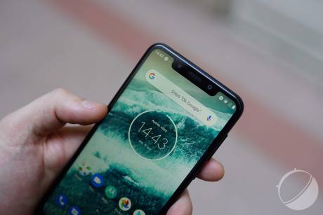c_Motorola One - FrAndroid - DSC05061