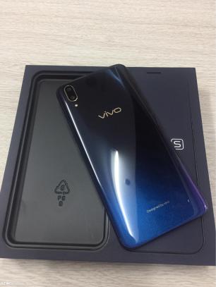 vivo-x21s-unboxing-pics