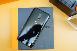 OnePlus 6T McLaren Edition - FrAndroid - DSC05703