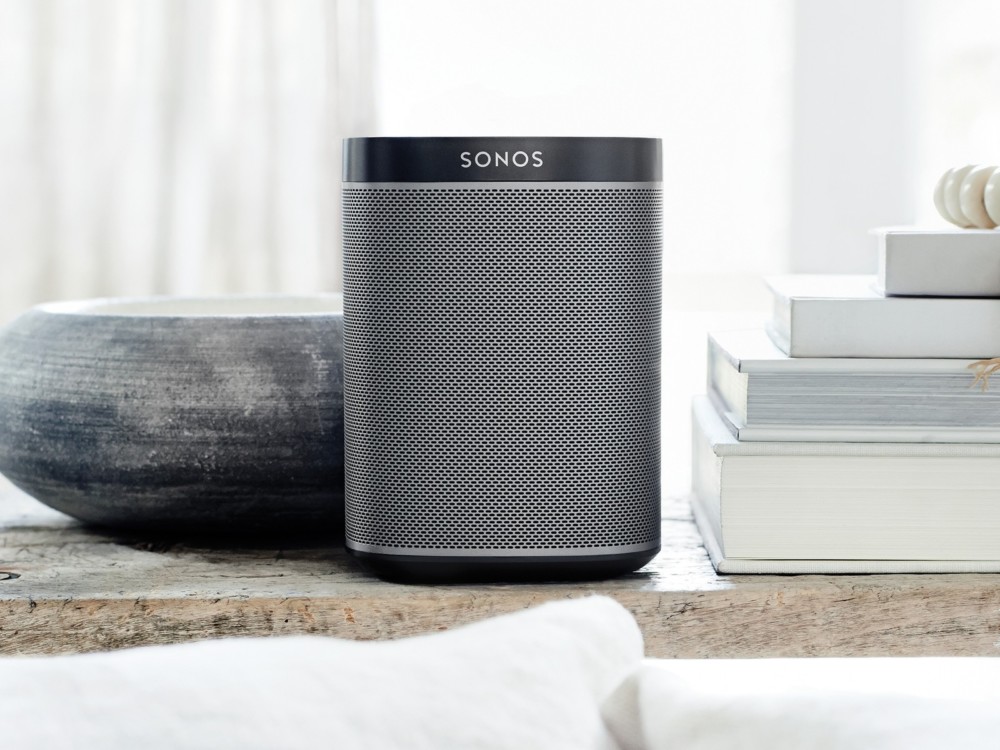 sonos-play1-black-lifestyle-press
