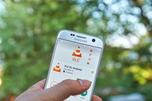 Étonnant, VLC annonce une compatibilité AirPlay pour son client Android