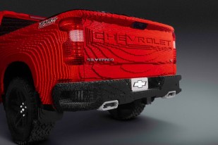 2019-FullSize-LEGO-Silverado-05