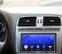 BMW iDrive : la nouvelle interface se loge dans un large écran incurvé et  introduit plein de nouveautés