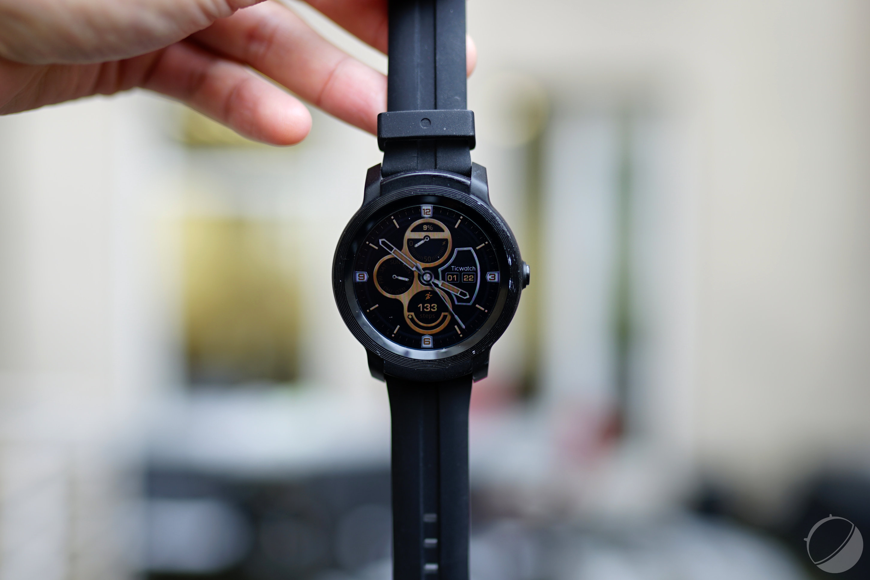 mobvoi ticwatch e2 amazon