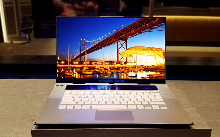 Un ordinateur de démonstration par Samsung Display