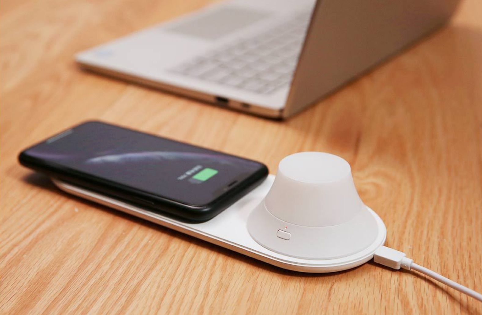 Yeelight Wireless Charging Night Lamp - 5