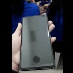 Samsung Galaxy S10+ : une vidéo montre une protection d’écran disgracieuse, mais nécessaire