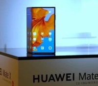 huawei-mate-x-live-pictures-leaked-606