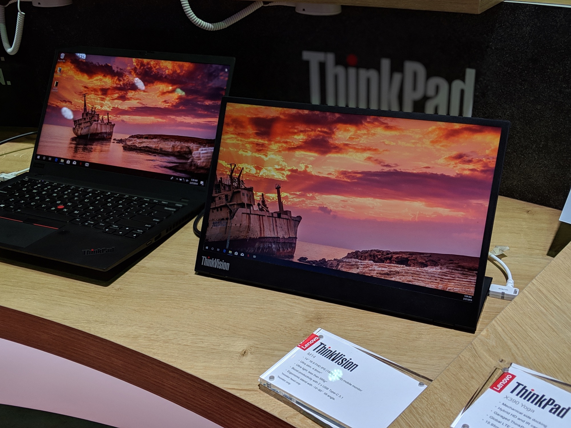 Lenovo ThinkVision M14 - FrAndroid - 00100lPORTRAIT_00100_BURST20190227143746791_COVER