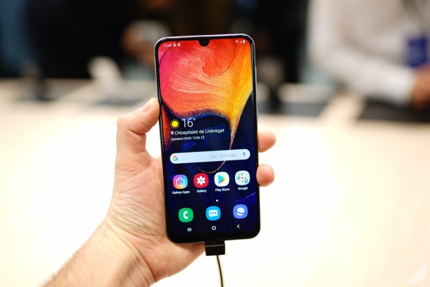 Samsung Galaxy A50 - 130 -  FrAndroid - c_DSC00741