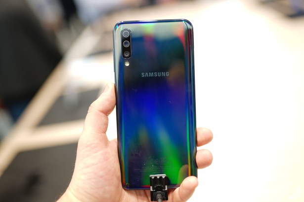 Samsung Galaxy A50 - 130 -  FrAndroid - c_DSC00784