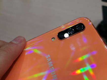 Samsung Galaxy A50 (4)