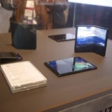 Smartphones à écran pliable : on a vu les concepts de TCL et ça donne envie – MWC 2019
