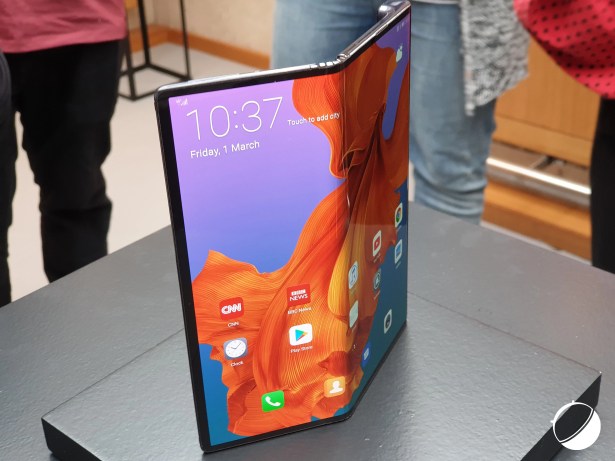 Huawei Mate X pem 4