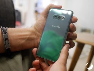 Samsung Galaxy S10e dos b