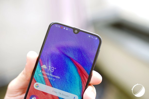 Samsung Galaxy A40 encoche