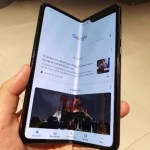 Samsung Galaxy Fold : vue dans le métro, la nouvelle version est bientôt prête