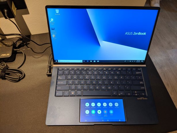 Asus Computex Zenbook 2019 ScreenPad (1)