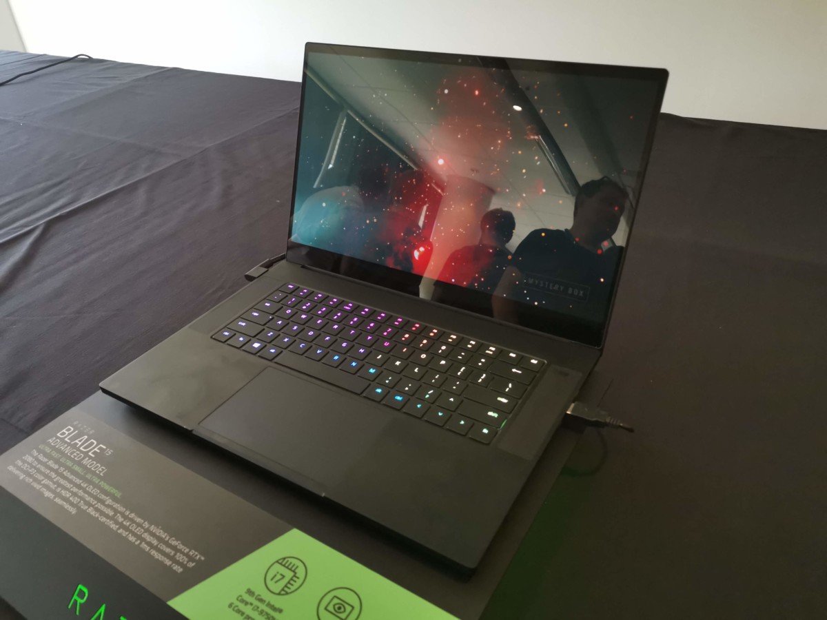 razer-blade-15-advanced-oled-03